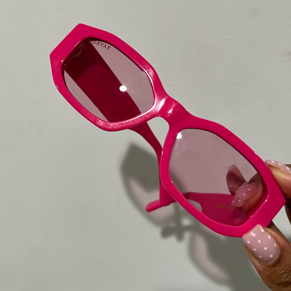 LORVAE - Sneaky Link Pink Sunglasses - Picture 6 of 7